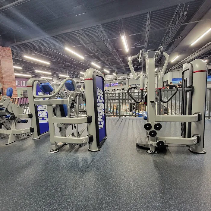 Crunch Fitness - Seminole Picture 10