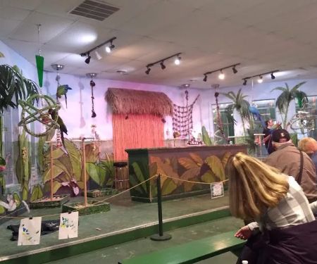 The Dancing Horses Theatre