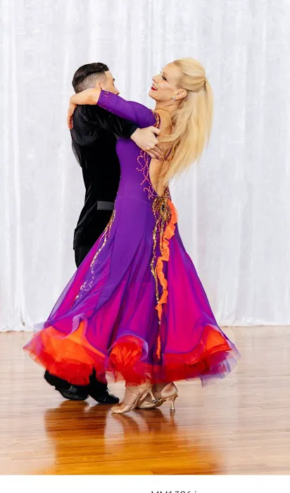 Amore Ballroom Dance Picture 2