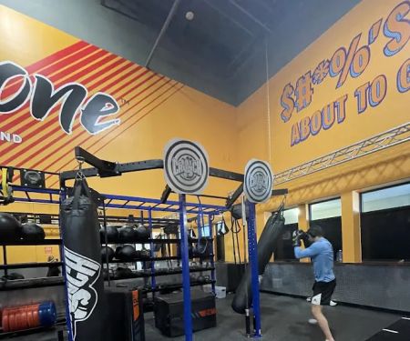 Crunch Fitness - Greenacres