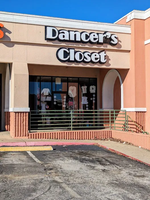 Dancers Closet Picture 1