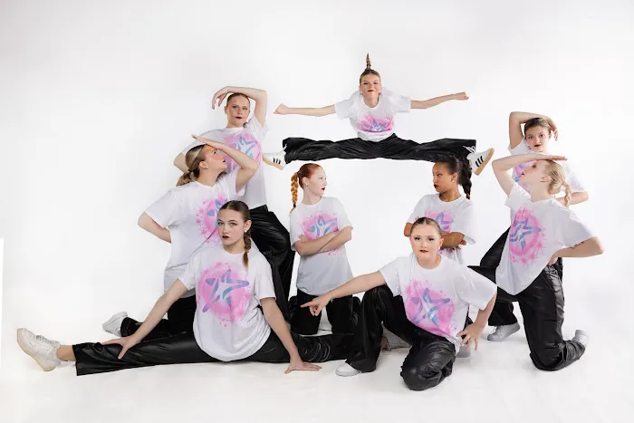 UC Stars Dance Picture 4