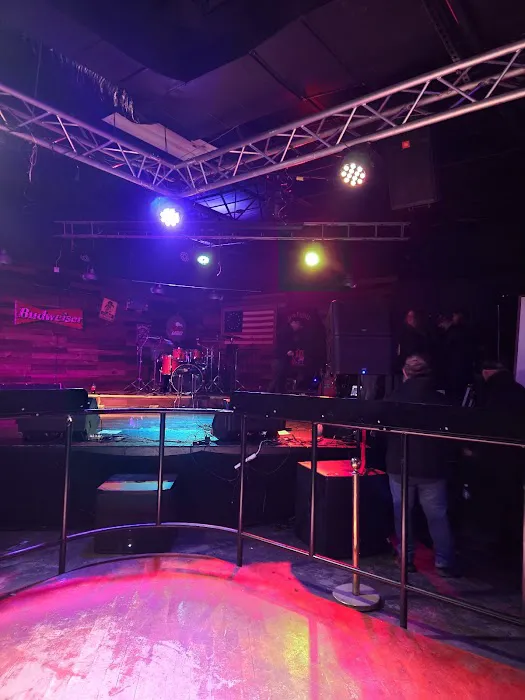 Revolver Dance Hall of Cookeville Picture 7