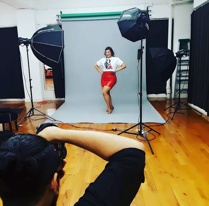Adelante Studios Picture 7