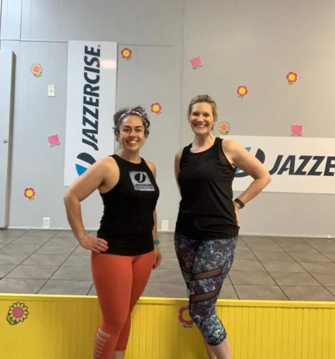 Jazzercise Oakland MD of Simon Pearce Outlet Picture 7