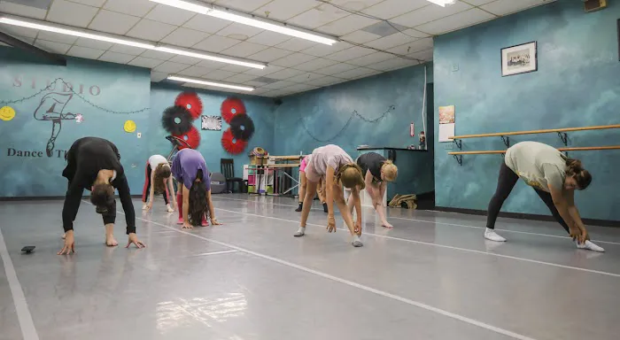 Studio 4 School of Dance Picture 9