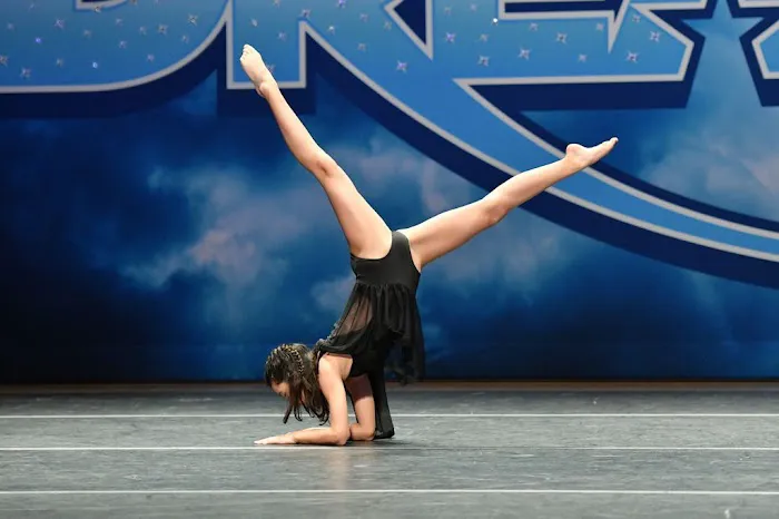 Doncov Dance Company Picture 7