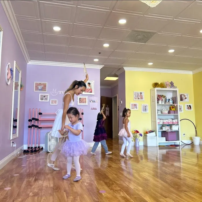 Tutu School Westport Picture 1