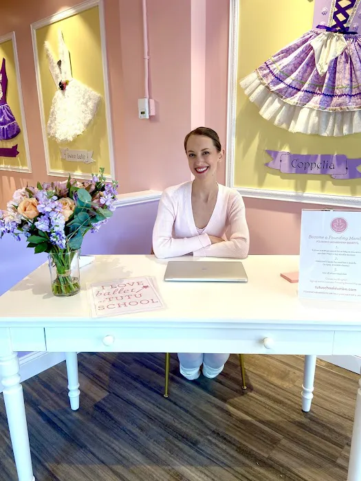 Tutu School Dumbo Picture 1