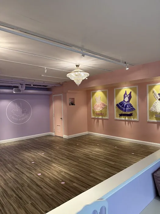 Tutu School Dumbo Picture 4