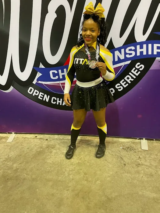 Titans Cheer & Tumbling Picture 4