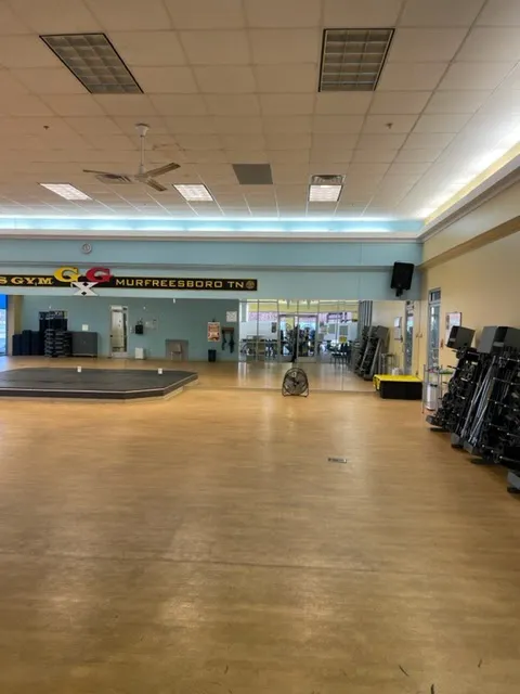 Gold's Gym Picture 10
