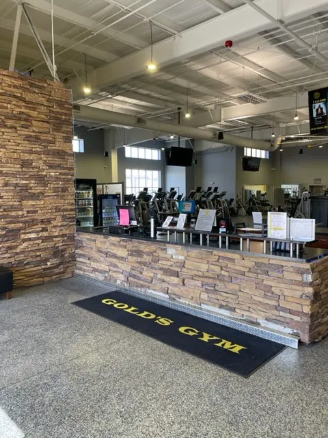 Gold's Gym Picture 7