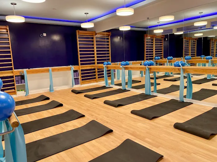Elements Barre Fit, Upper East Side Picture 2