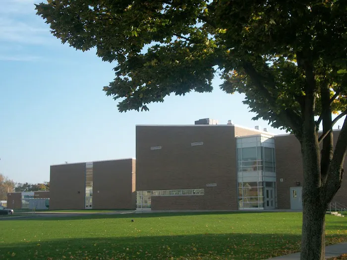 Buffalo Academy for Visual and Performing Arts (BPS 192) Picture 3