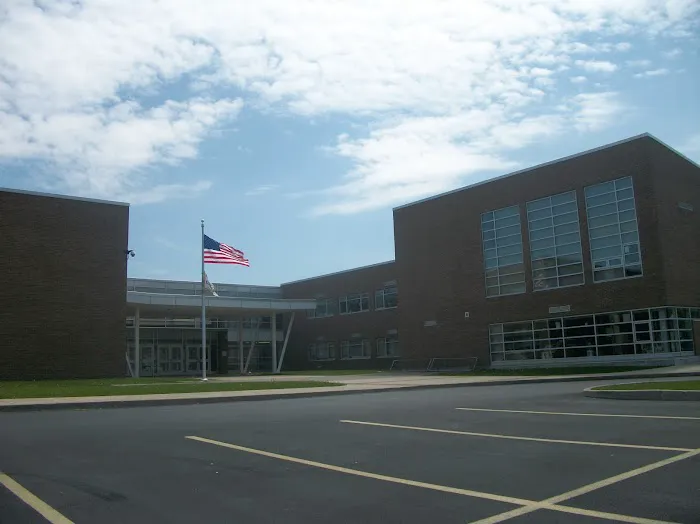 Buffalo Academy for Visual and Performing Arts (BPS 192) Picture 5