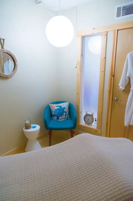 Ocean Yoga & Massage Picture 2