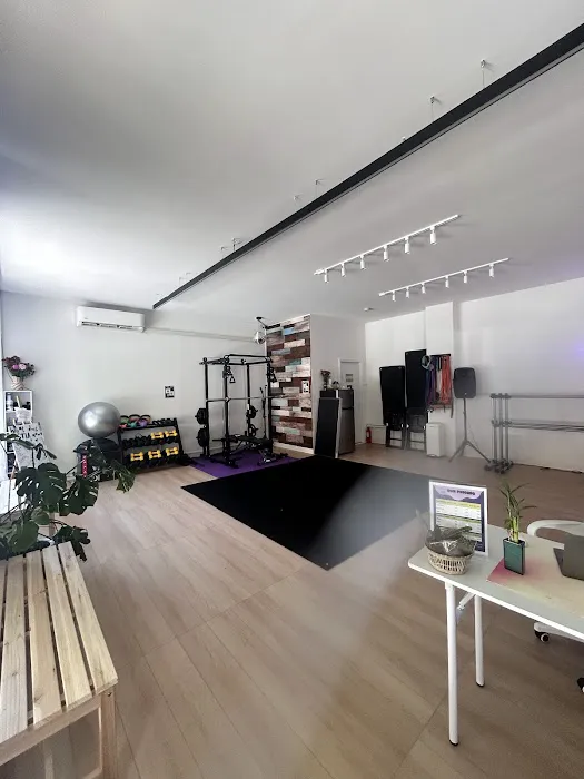 ESTIA House of Movement Picture 8