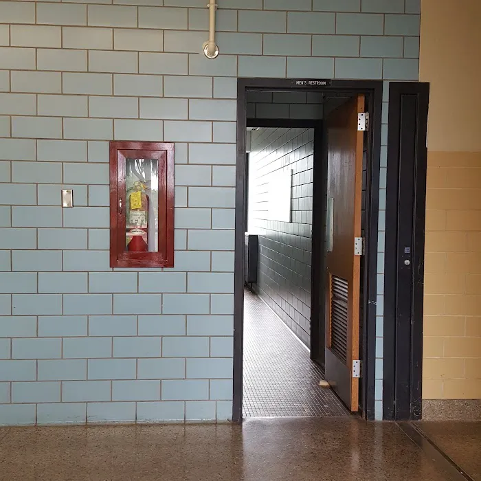 Franklin Arts Center Picture 6