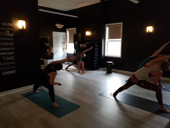 TRV flow Yoga Studio Picture 3