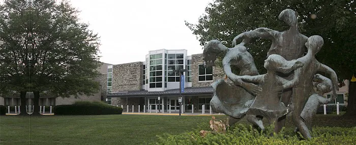 Bender JCC of Greater Washington Picture 1