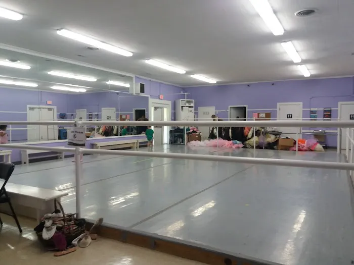 Rockcrest Ballet Center Picture 6