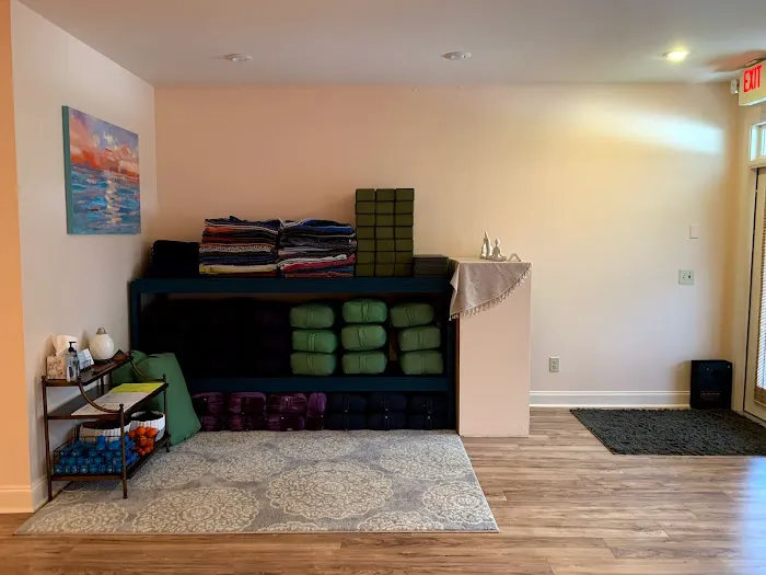 Exhale Lake Oconee~Yoga, Tai Chi, Thai Bodywork, Reiki & Reflexology Picture 7