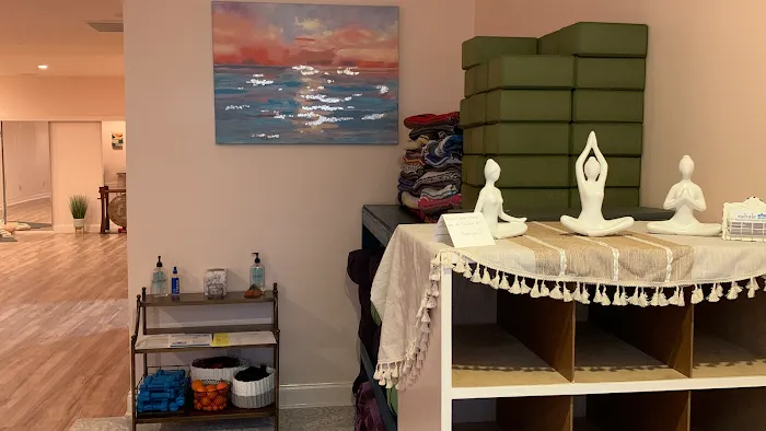 Exhale Lake Oconee~Yoga, Tai Chi, Thai Bodywork, Reiki & Reflexology Picture 3