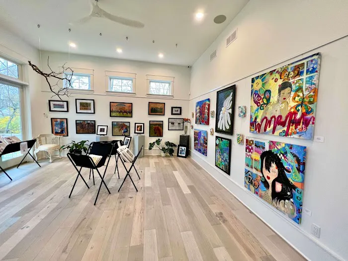 Bleubird Studio + Suites Picture 5