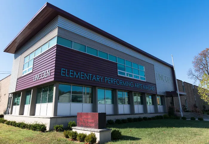Lincoln Elementary Performing Arts School Picture 1