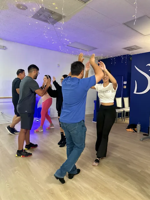 Salsa in Miami Picture 1