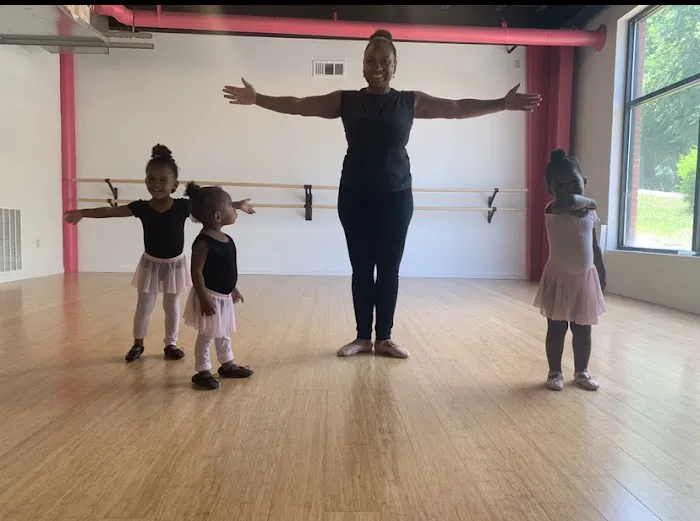 Showcase Studioz Picture 8