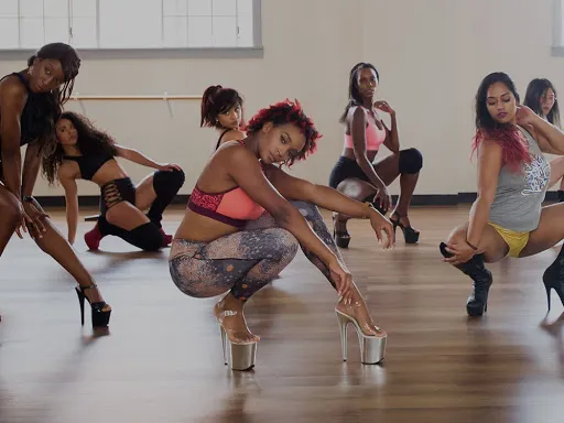 Showcase Studioz Picture 6