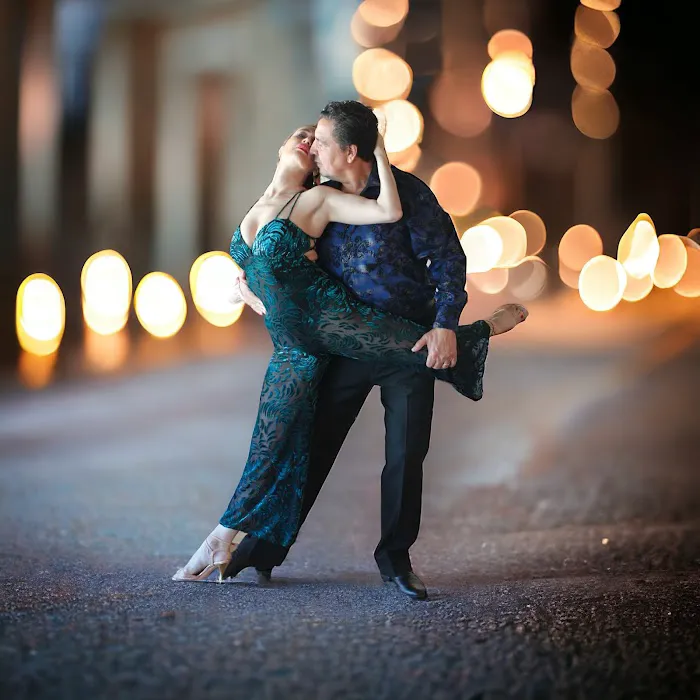Tango a Tiempo, school of Argentine Tango, Private Lessons, Performances Picture 5