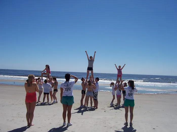 DanceCheerMove Picture 1