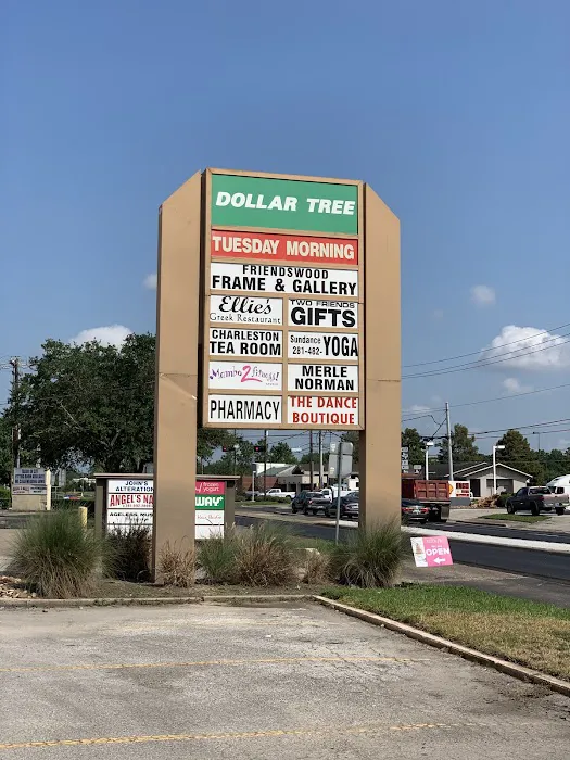 Sundance Yoga Studio - Fitness, Gentle & Restorative Yoga Classes in Friendswood Picture 9