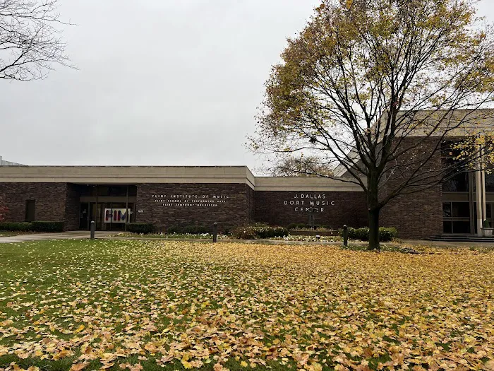 FIM Dort Music Center Picture 4