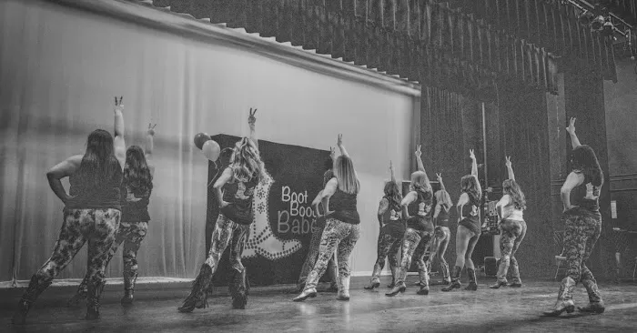 DEANNA LEE DANCE LLC Picture 5