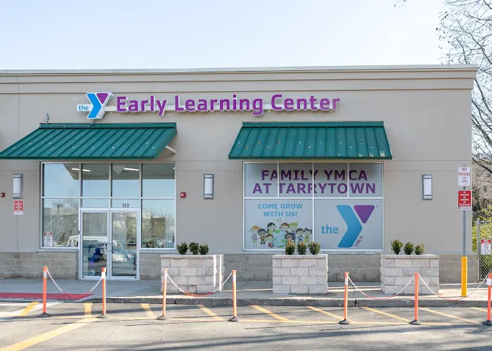 The Family YMCA at Tarrytown Picture 3