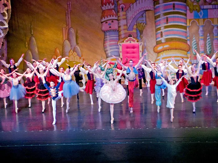 Littleton Youth Ballet Picture 2