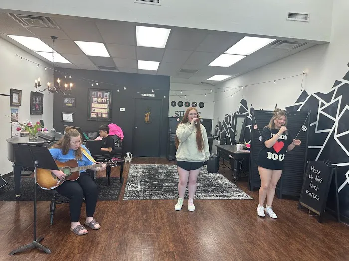 Onyx Butterfly Music Studio Picture 1