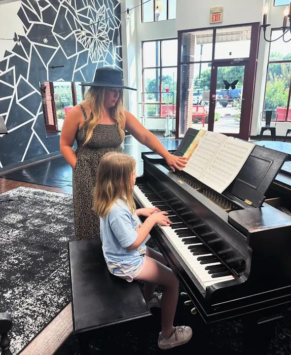 Onyx Butterfly Music Studio Picture 5