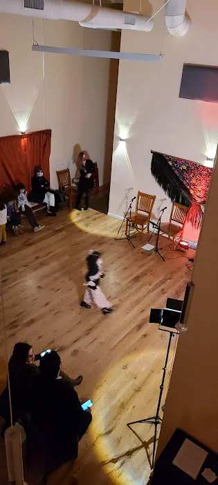 Flamenco Haven Picture 4