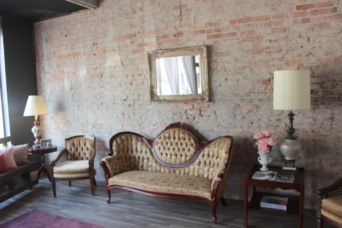 Empire Studio Picture 6