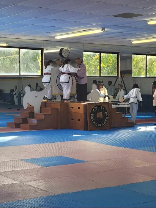 Pak's Martial Arts Academy Picture 9