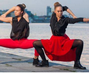 What is Whacking? Arm-Based Disco Dance Movement Explained