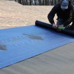 How to Install a Roof Underlayment for a Roof Exposed to Salt Spray