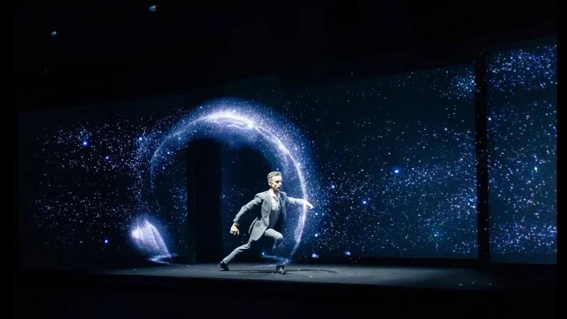 How I Learned to Use Holographic Audiences for My Dance Performance — My Story