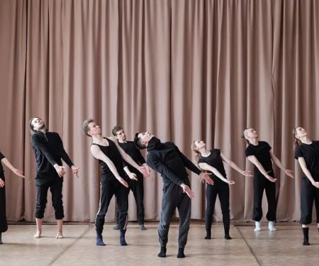 How I Used Dance to Boost My Self-Esteem — My Story