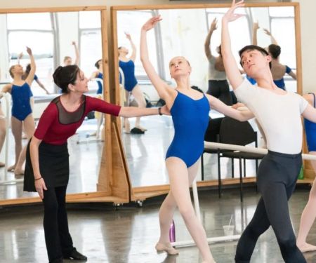 Why I Chose to Teach Dance – A Personal Look at My First Year as an Instructor